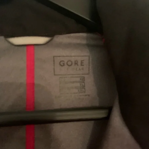 GOREWEAR PHANTOM WINDSTOPPER® JACKET. Pink. Size XL. - Picture 3 of 4